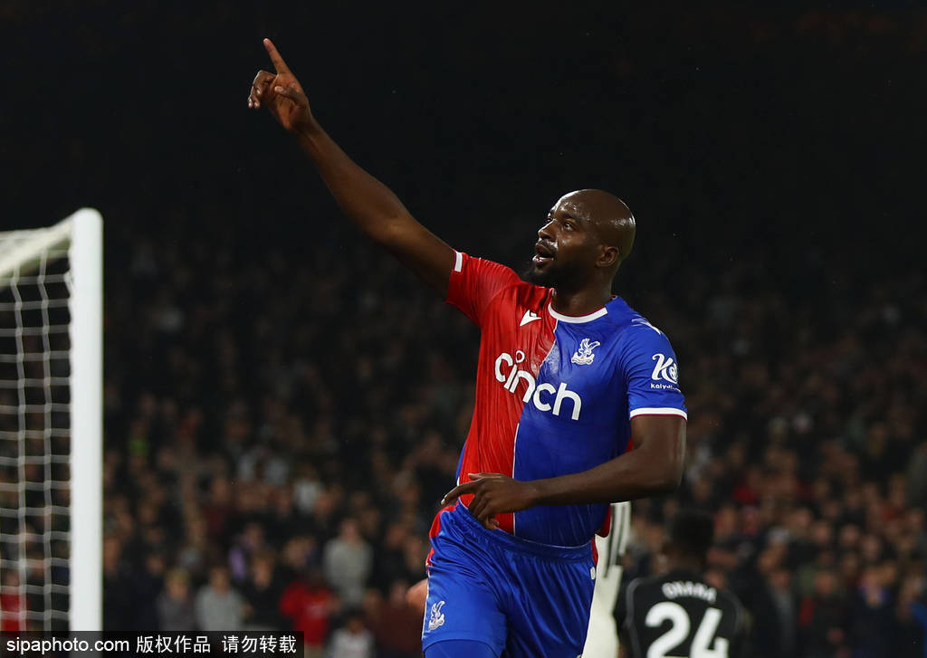 尤文冬窗想签高中锋 总价3300万欧求购水晶宫主力